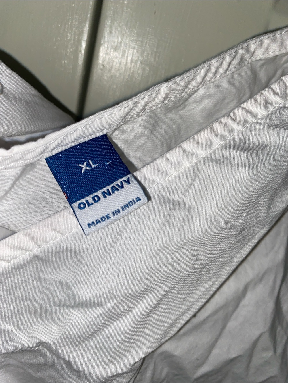 Old Navy • 100% Cotton • White • Smocked • V-Neck • Top • XL - Picture 2 of 7
